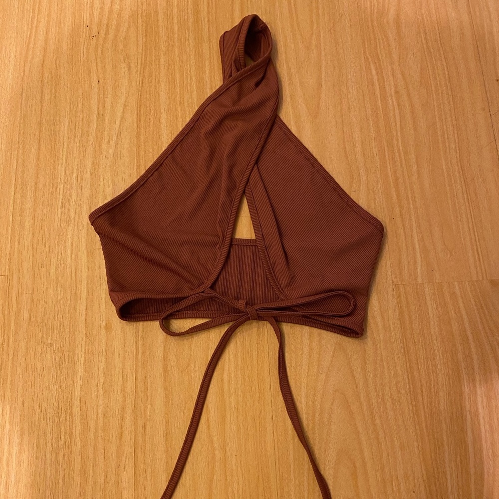 Twist Tie Top